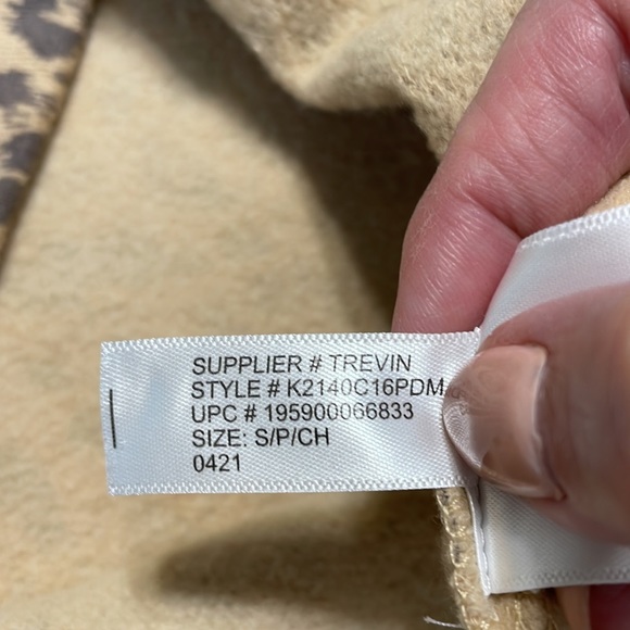 Chap’s Super Soft Leopard Animal Print Hoodie Size S - Picture 10 of 10